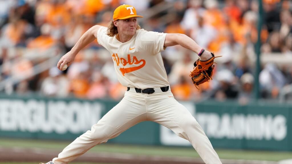 #9 Tennessee Volunteers complete sweep of UAlbany with 12-0 run-rule win